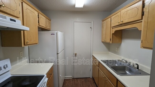 132 Rolland St in Hinesville, GA - Building Photo - Building Photo