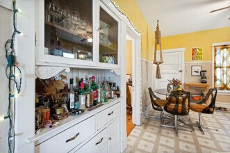 5128 W Henderson St in Chicago, IL - Building Photo - Building Photo