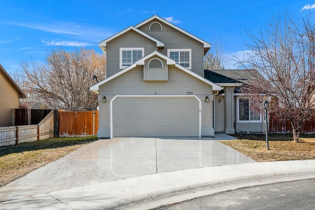 property at 775 N Cygnus Pl