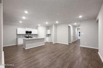 234 Sidney Oaks Dr in Duson, LA - Building Photo - Building Photo