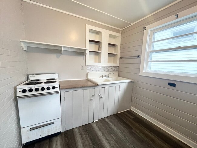 804 Maple St in Elizabeth City, NC - Building Photo - Building Photo