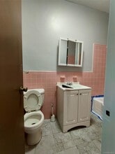 82-31 Woodhaven Blvd in Queens, NY - Building Photo - Building Photo