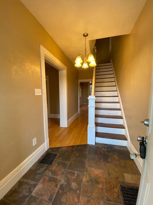141 Rinne St in Pittsburgh, PA - Building Photo - Building Photo