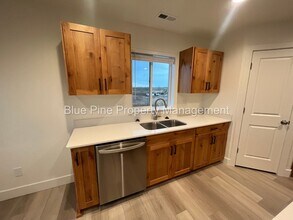 6322 N Freedom Rd in Idaho Falls, ID - Building Photo - Building Photo