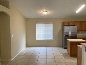 6609 Country Hills Ct NW in Albuquerque, NM - Foto de edificio - Building Photo