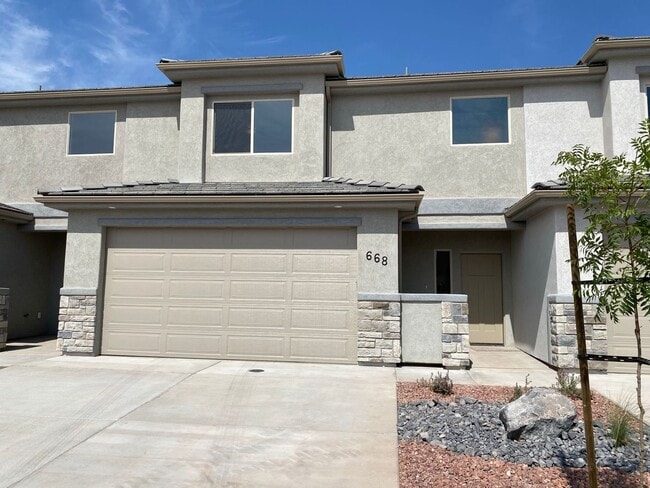 property at 668 S Malorie Wy