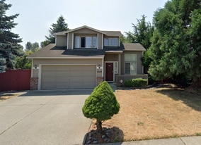 3229 S 302nd Pl in Auburn, WA - Building Photo