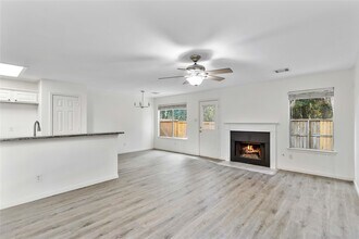 122 S Walden Elms Cir in Spring, TX - Building Photo - Building Photo