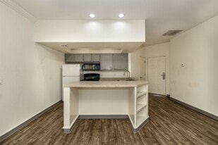 21 Rock Apartments- All Utilities Paid- in Wichita, KS - Building Photo