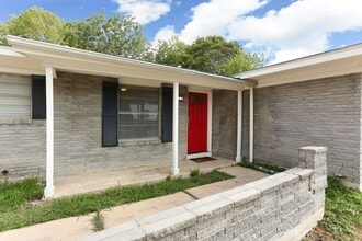 619 Northstar Dr in San Antonio, TX - Foto de edificio - Building Photo