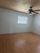 5460 98th Ave N in Pinellas Park, FL - Building Photo - Building Photo