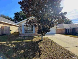 7909 Cayenne Way in Pensacola, FL - Building Photo