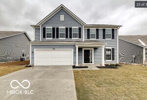 4385 Homestead Dr in Whitestown, IN - Building Photo