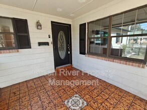 588 Madeira Dr in Orange Park, FL - Building Photo - Building Photo