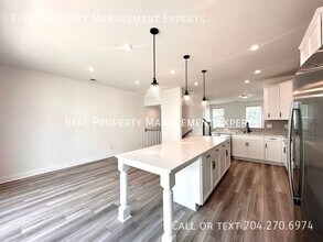 13013 Moon Rd in Charlotte, NC - Building Photo - Building Photo