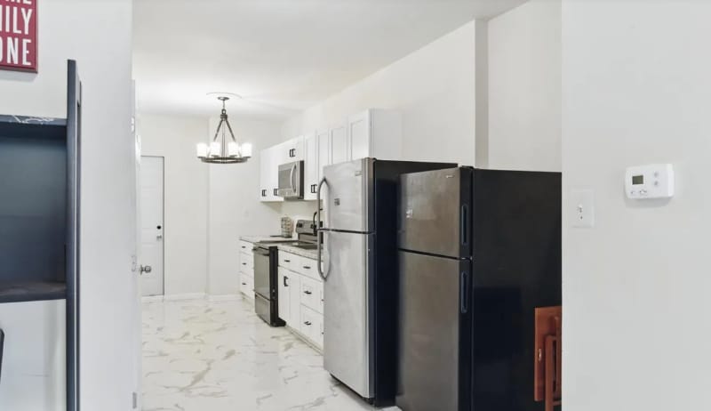 1414 E Oliver St in Baltimore, MD - Foto de edificio