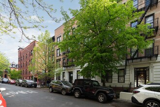 126 Sterling Pl in Brooklyn, NY - Building Photo - Building Photo