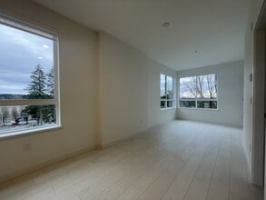 13439-1394A 94a Ave in Surrey, BC - Building Photo - Building Photo