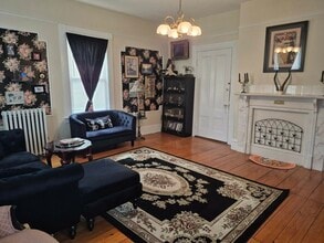 445 Beech St in Boston, MA - Building Photo - Building Photo