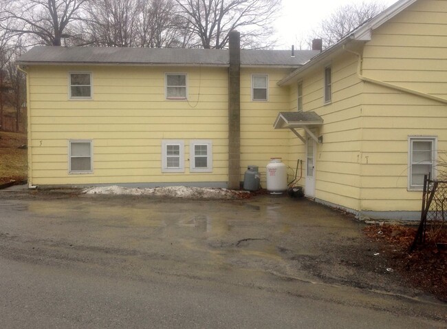 1 Amdurer Rd, Unit 1 in Westtown, NY - Building Photo - Building Photo