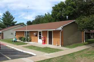 Wentzville Senior Housing in Wentzville, MO - Building Photo - Building Photo