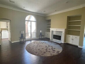2506 S Strathford Ln in Houston, TX - Building Photo - Building Photo