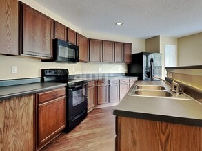 6554 Guard Hill Dr in Raleigh, NC - Building Photo - Building Photo