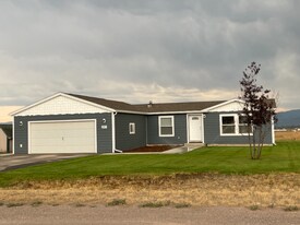 297 Guthrie Rd in Helena, MT - Building Photo