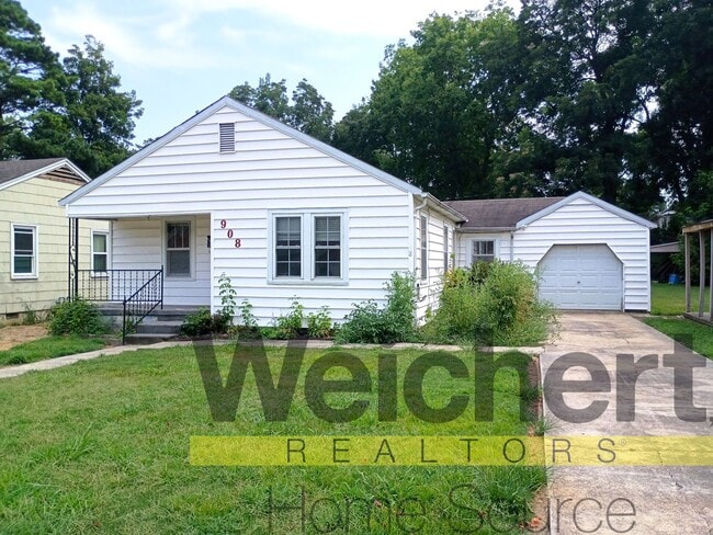 property at 908 W Thompson St