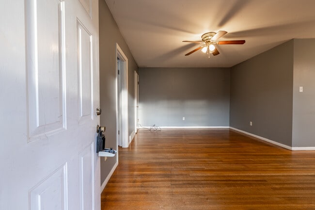 430 N Graham St in Memphis, TN - Building Photo - Building Photo