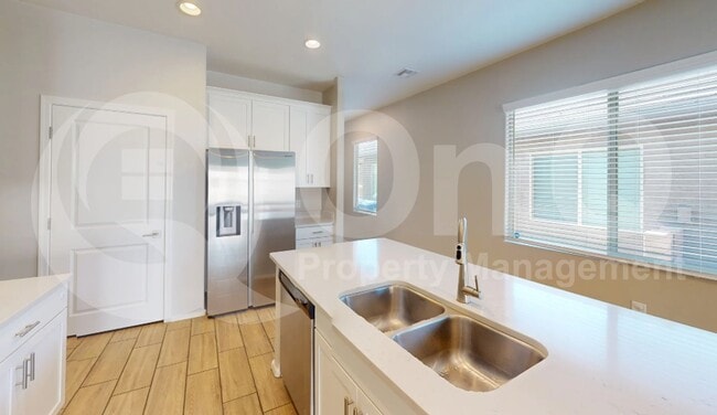 7075 Vuelta Aguarachay in Tucson, AZ - Building Photo - Building Photo