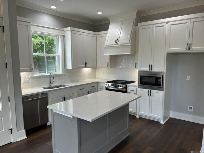 5704 Goodwood Crossing Ln in Baton Rouge, LA - Building Photo - Building Photo
