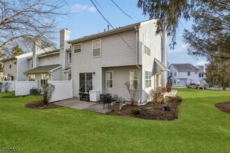 13 Winding Brook Rd in Hamburg, NJ - Building Photo - Building Photo