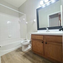 6733 Lake Rochester Ln in Gibsonton, FL - Building Photo - Building Photo