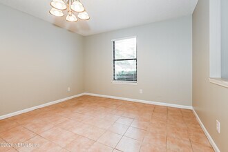 12845 Julington Forest Dr E in Jacksonville, FL - Building Photo - Building Photo