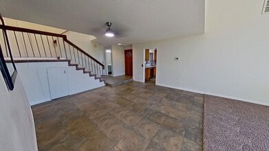 22097 Newbridge Dr in Lake Forest, CA - Building Photo - Building Photo