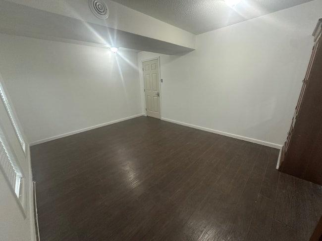 8xxx Barrett Rd in Fort Washington, MD - Foto de edificio - Building Photo