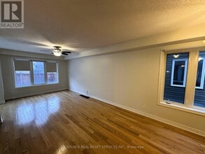 29 Tabaret Cres in Oshawa, ON - Building Photo - Building Photo