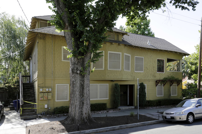 1529-1531 26th St in Sacramento, CA - Foto de edificio - Building Photo