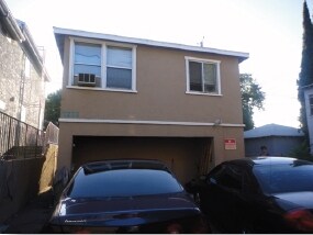 1219 S Lake St in Burbank, CA - Foto de edificio - Building Photo