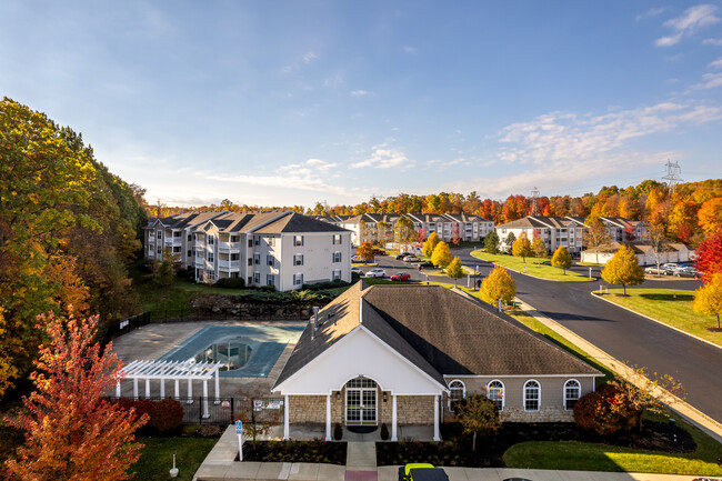 Stratford Crossings in Wadsworth, OH - Building Photo - Building Photo