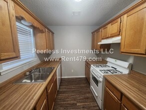 511 4th Ave SW in Gravette, AR - Building Photo - Building Photo