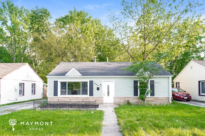 382 Waverly St in Berea, OH - Building Photo