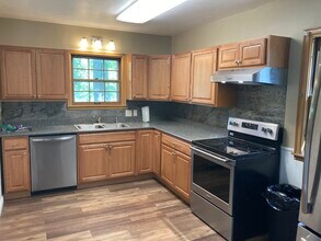 345 Ramsey St, Unit 1 in Mankato, MN - Building Photo - Building Photo