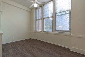 Cross Street Village in Ypsilanti, MI - Building Photo - Interior Photo