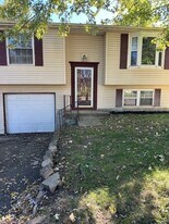 6665 Centennial Dr in Reynoldsburg, OH - Building Photo