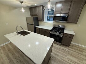 2537 N Weil St in Milwaukee, WI - Building Photo