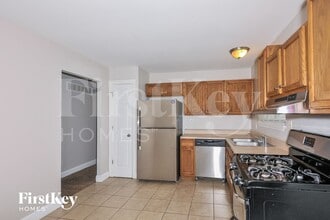 2701 Essex St in St. Charles, MO - Building Photo - Building Photo