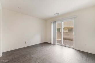 6871 Crimson Shadow St in North Las Vegas, NV - Building Photo - Building Photo