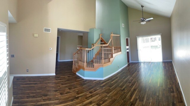 12089 Rue des Amis in San Diego, CA - Building Photo - Building Photo